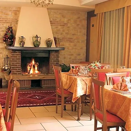 オテル チェントラーレ 3* Gambarie dʼAspromonte