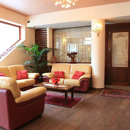 Hotel Centrale מלון Gambarie dʼAspromonte