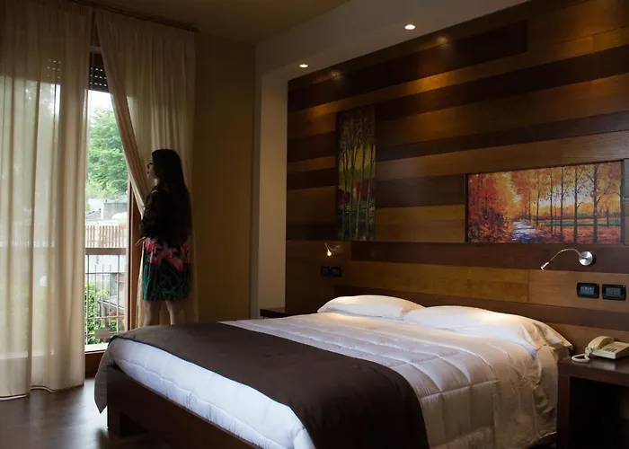 Hotel Centrale Szálloda 3*